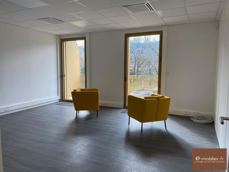 Bureau - 50 m² - 3 pièces