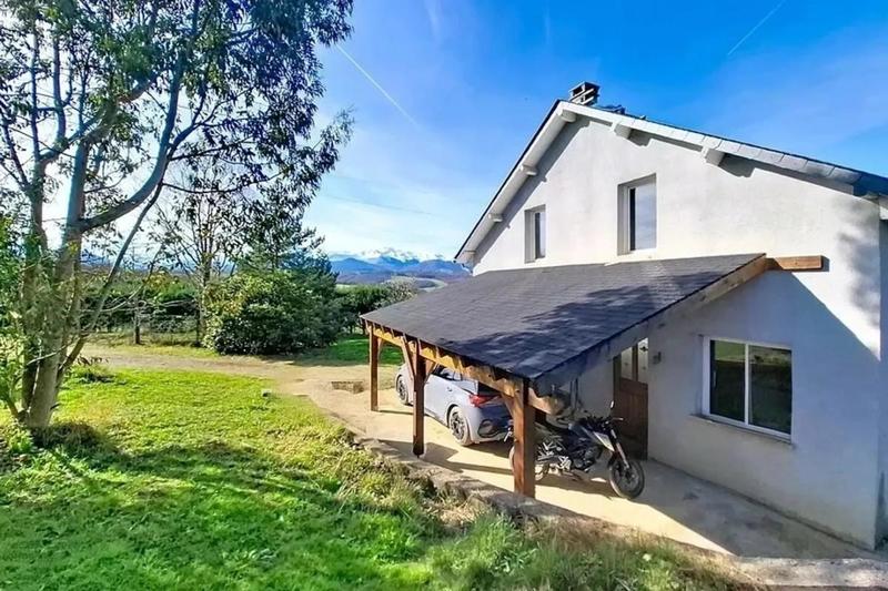 Maison - 171 m² - 7 pièces