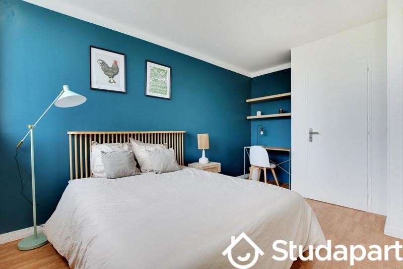 Chambre - 10 m² - 1 pièce