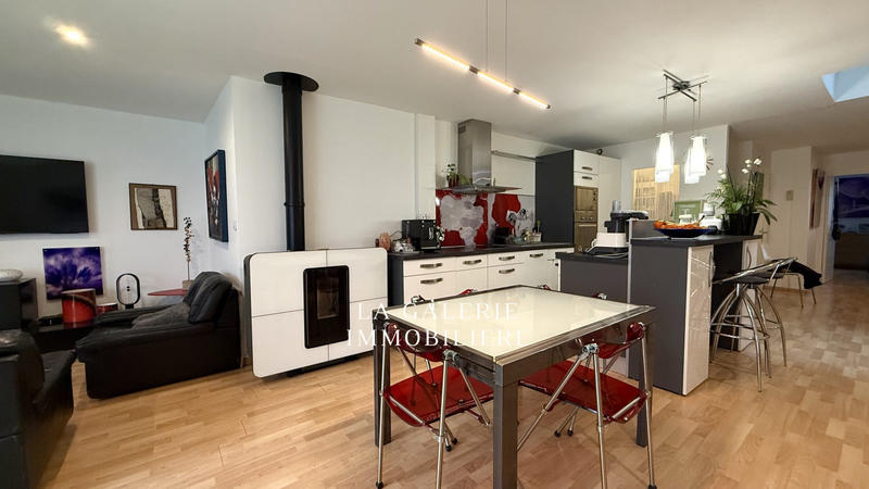 Maison - 172 m² - 6 pièces