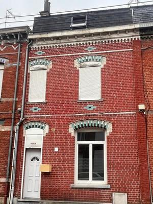 Maison de ville - 81 m² - 5 pièces