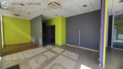 Local commercial - 152 m²