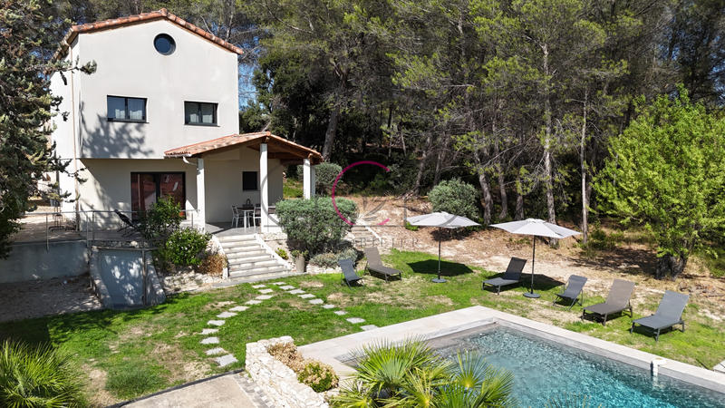 Maison - 154 m² - 7 pièces