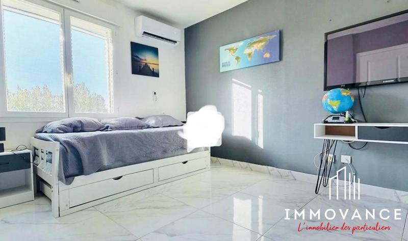 Maison - 273 m² - 11 pièces