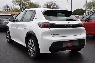 Peugeot 208 e-208 electrique 136 active business