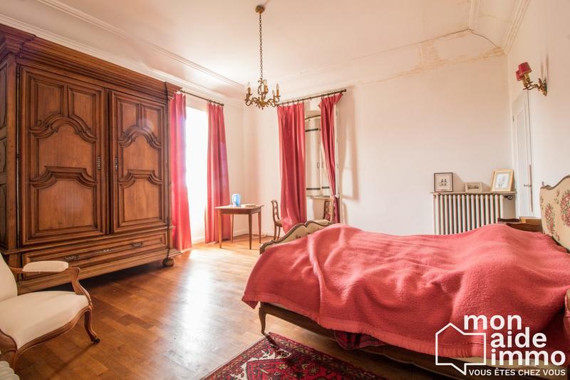 Château - 350 m² - 15 pièces