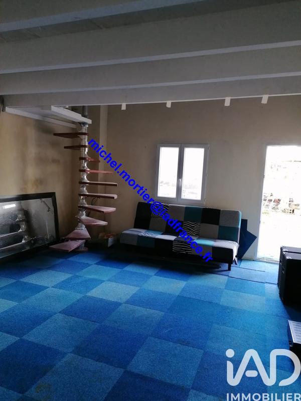 Maison - 217 m² - 9 pièces