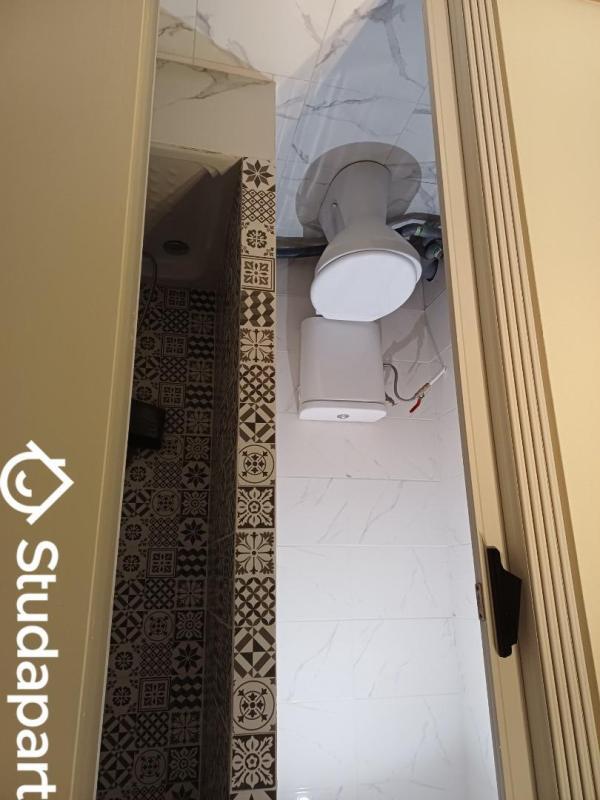 Chambre - 12 m² - 1 pièce