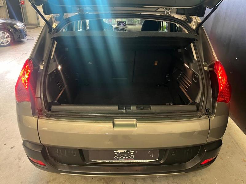 Peugeot 3008 1.6 HDi 110 cv / Premium Pack