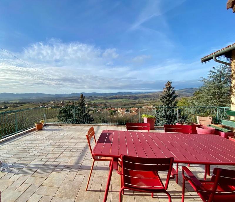 Maison - 410 m² - 7 pièces