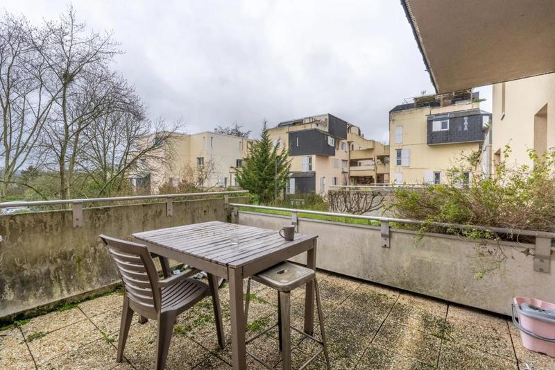 Appartement - 87 m² - 5 pièces