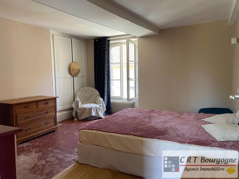 Maison ancienne - 248 m² - 9 pièces