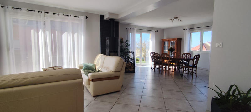 Maison - 142 m² - 6 pièces