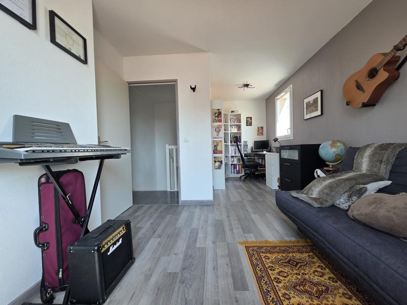 Maison - 101 m² - 4 pièces