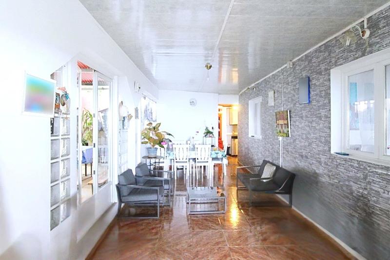 Maison - 118 m² - 8 pièces