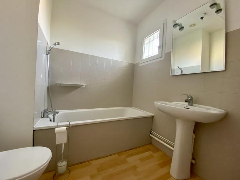 Maison - 87 m² - 4 pièces