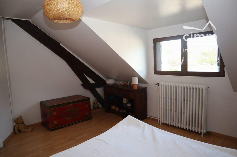 Maison traditionnelle - 109 m² - 5 pièces