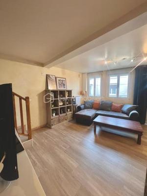 Maison de ville - 65 m² - 4 pièces