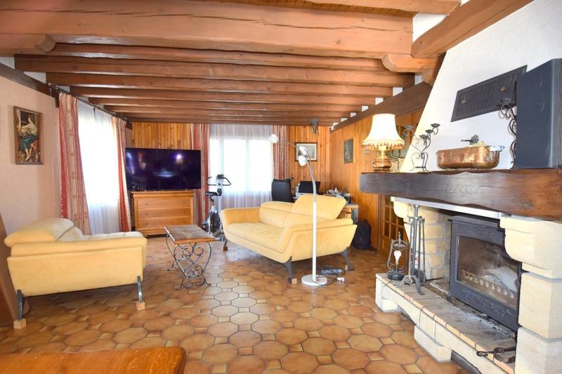 Maison - 201 m² - 6 pièces