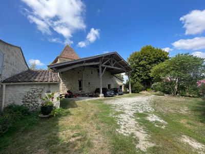 Demeure - 269 m² - 8 pièces