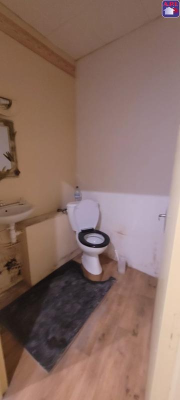 Local d'activités - 139 m² - 3 pièces