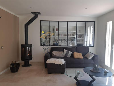 Maison - 136 m² - 4 pièces