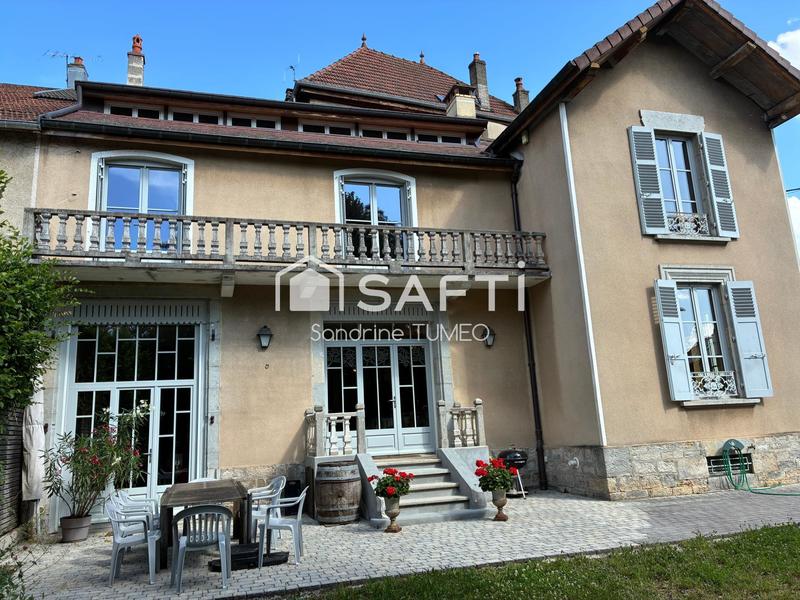 Maison de maîtres - 193 m² - 7 pièces