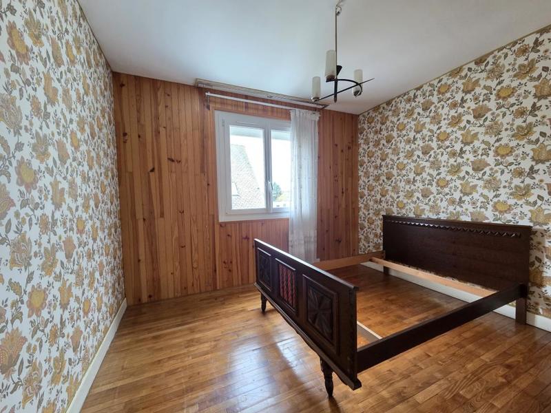 Maison - 97 m² - 5 pièces