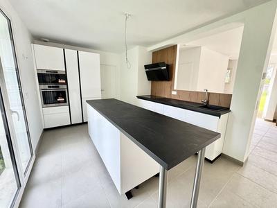 Maison traditionnelle - 115 m² - 5 pièces