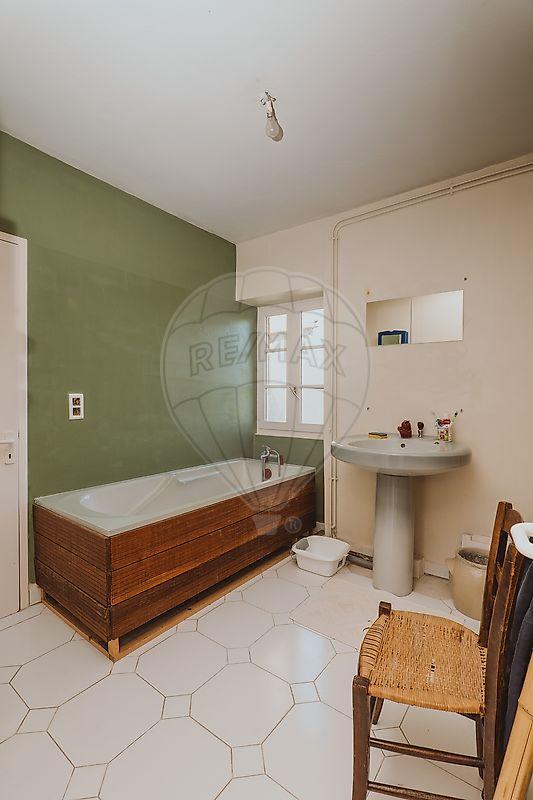 Maison - 190 m² - 7 pièces