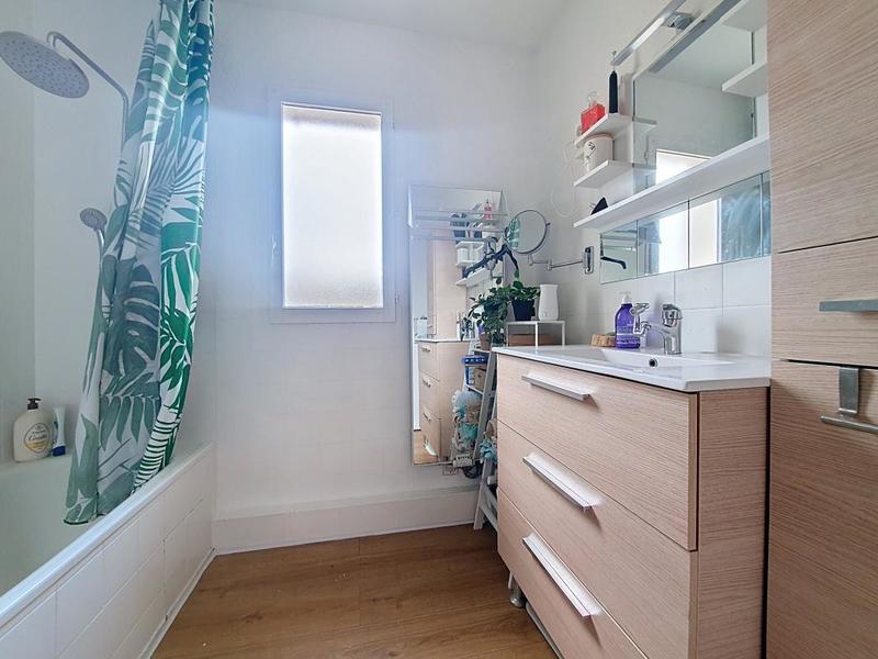 Maison - 91 m² - 4 pièces