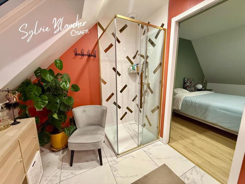 Maison - 160 m² - 7 pièces