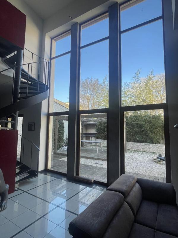 Maison - 180 m² - 6 pièces