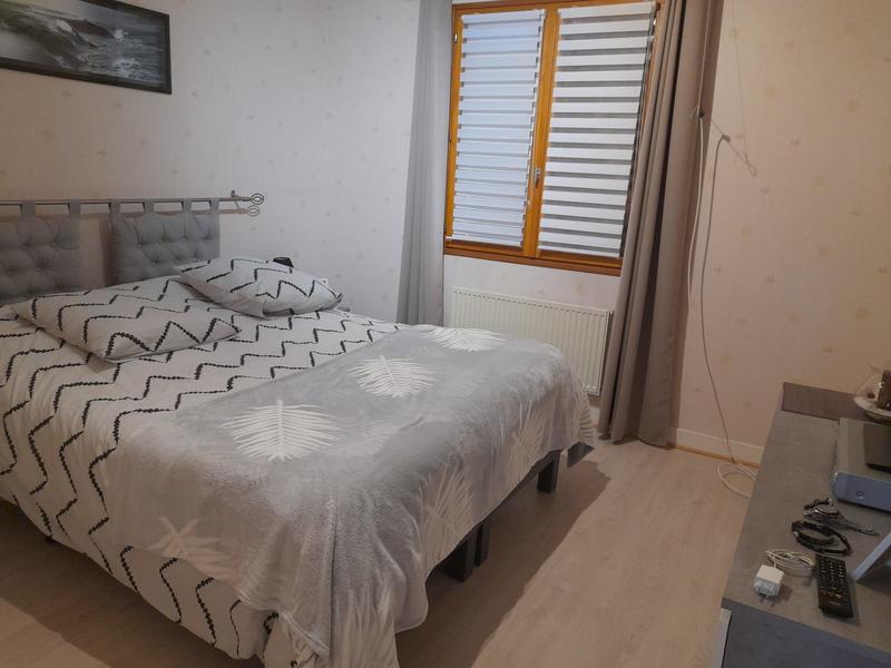 Maison traditionnelle - 163 m² - 6 pièces