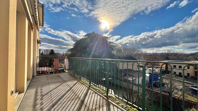 Duplex - 96 m² - 5 pièces