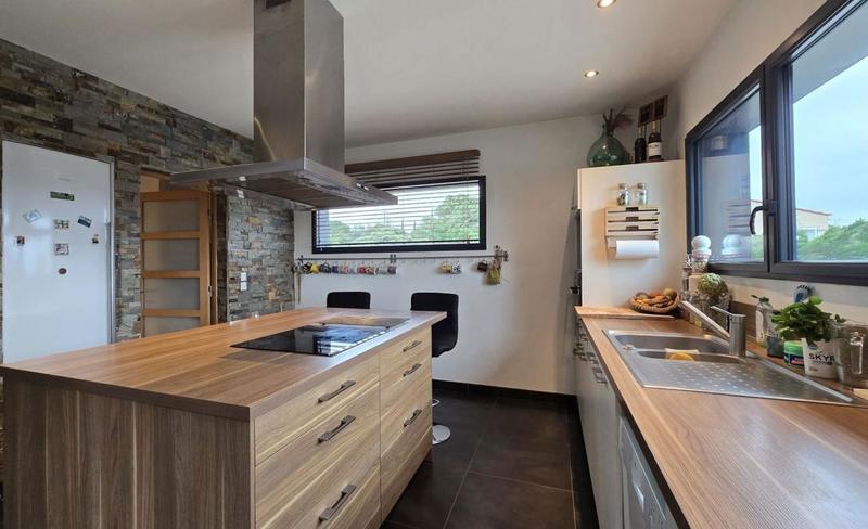 Maison de bois - 156 m² - 7 pièces