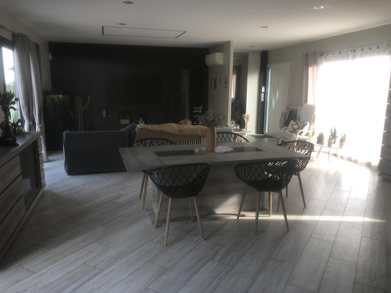 Maison - 90 m² - 3 pièces