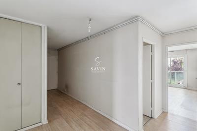 Appartement - 99 m² - 4 pièces