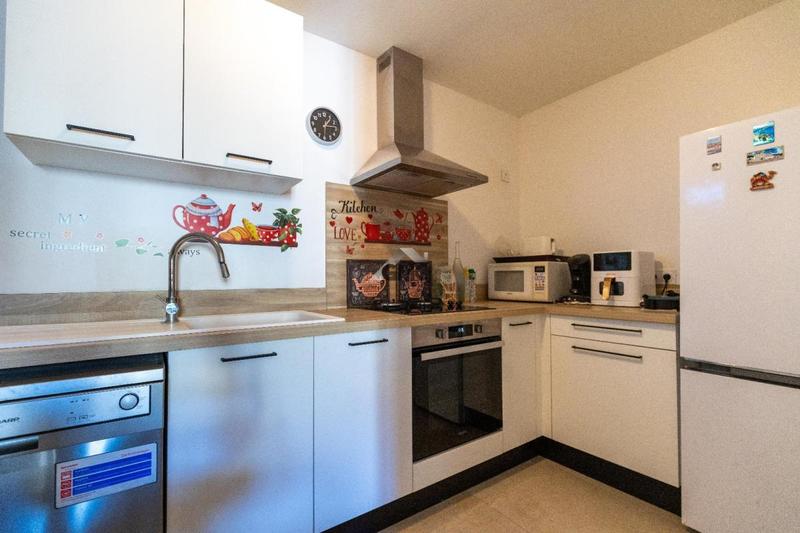 Maison de village - 94 m² - 4 pièces