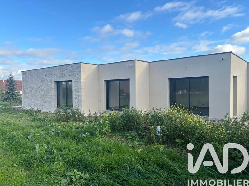 Maison - 180 m² - 8 pièces