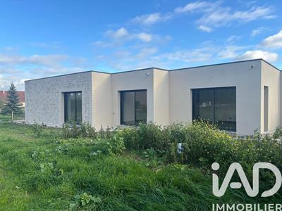 Maison - 180 m² - 8 pièces