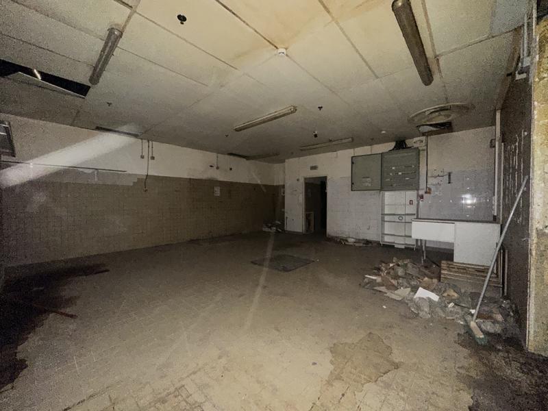 Local commercial - 152 m²