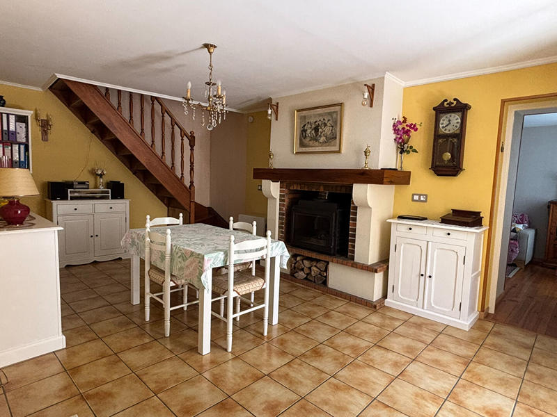 Maison - 107 m² - 5 pièces