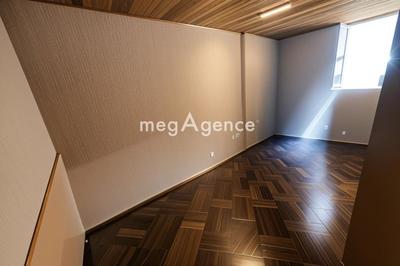 Maison de ville - 94 m² - 6 pièces