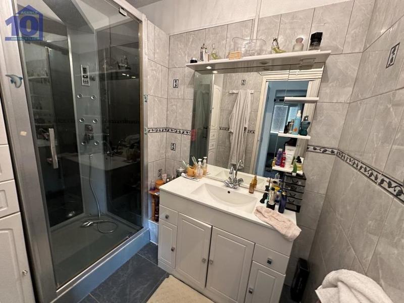 Appartement - 63 m² - 4 pièces