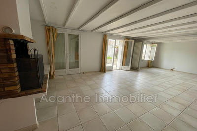 Maison - 96 m² - 4 pièces