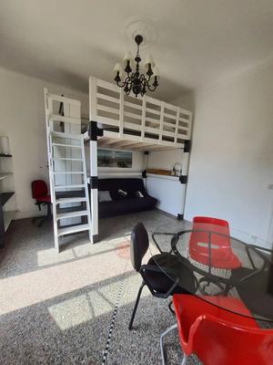 Studio - 25 m² - 1 pièce