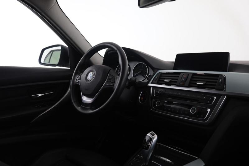 Bmw Série 3 Touring 320d xDrive Luxury Bva8 184 ch