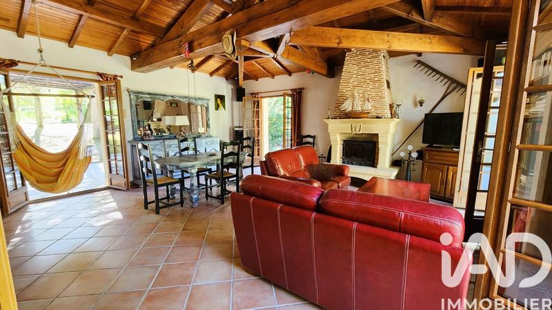 Maison - 140 m² - 5 pièces