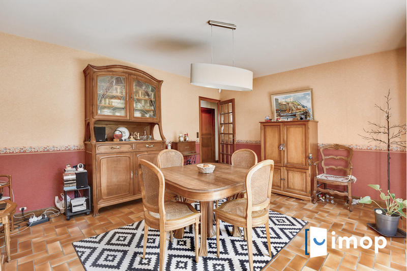 Pavillon - 135 m² - 6 pièces